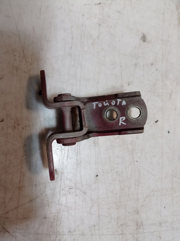Петля дверная правая Toyota Avensis Т22, 1998 - 2003 г.в., Тайота Авенсис