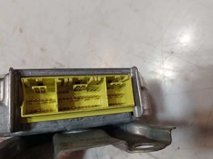 Блок управления airbag Toyota Avensis Т22, 1998 - 2003 г.в., 2.0 D-4D, Тайота Авенсис, 89170-05080, 205951-102