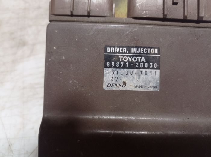 Модуль контроллер форсунок Toyota Avensis Т22, 1998 - 2003 г.в., 2.0 D-4D, Тайота Авенсис, 89871-20030