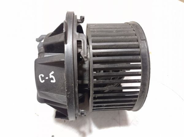 Моторчик вентилятор печки Citroen C5, 2.0 16V, 2001-2004 г.в., универсал, Ситроен С5, F664529T