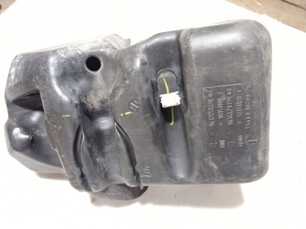 Бачок омывателя Citroen C5, 2.0 16V, 2001-2004 г.в., универсал, Ситроен С5, 9632658180