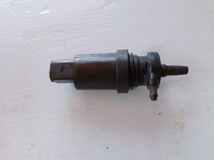 Насос бачка омивача Mercedes-Benz CLA 250, A2318660121