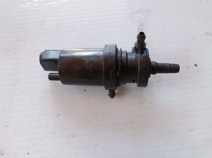 Насос бачка омивача Mercedes-Benz CLA 250, A2318660121