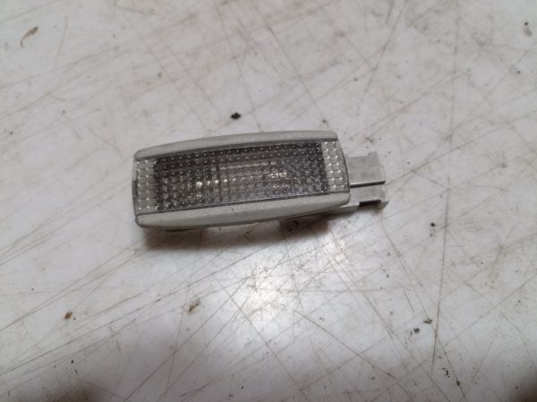 Плафон подсветки салона Skoda Fabia, 1999 - 2007 г.в., Шкода Фабия 1, 3B0947113