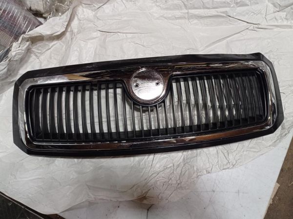 Решётка радиатора Skoda Fabia, 1999 - 2007 г.в., Шкода Фабия, 6y0853668