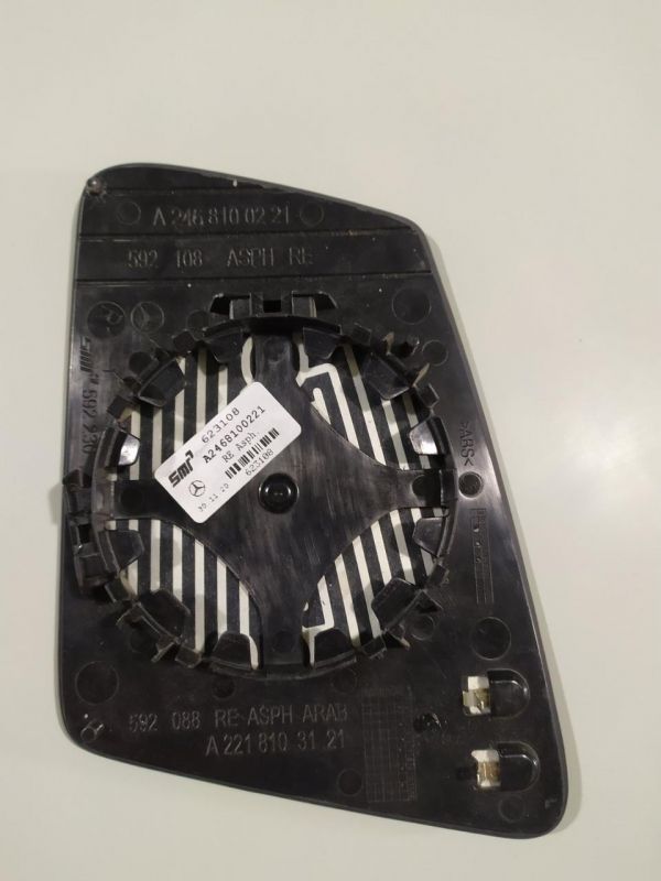 Скло правого дзеркала Mercedes-Benz CLA, A2468100221