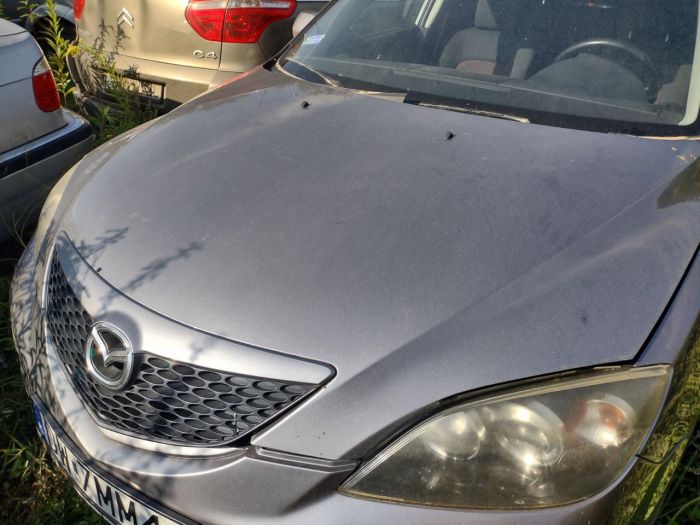 Решітка радіатора Mazda 3 BK 2004 – 2009) хетчбек