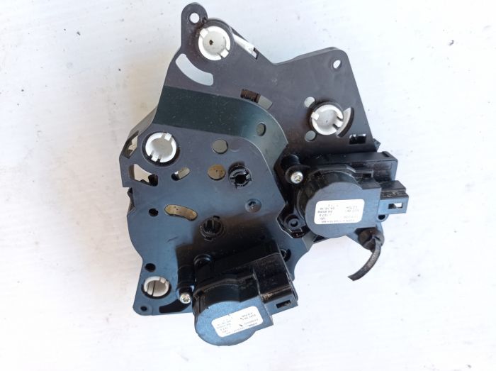 Актуатор моторчик заслонки печки Ford Focus mk3, 2011 - 2018г.в., AV6N-19E616-AA
