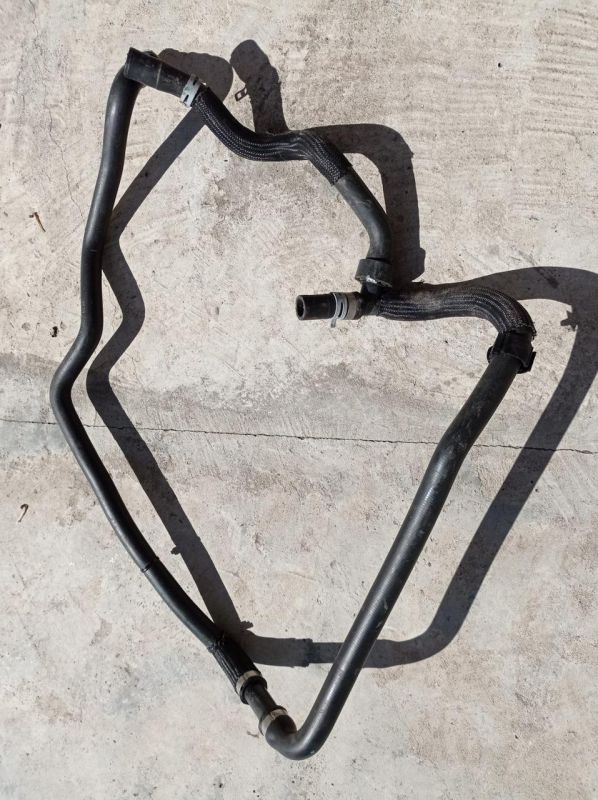 Патрубки печки Ford Focus mk3, 2011 - 2018г.в., BV61-18K580-KK