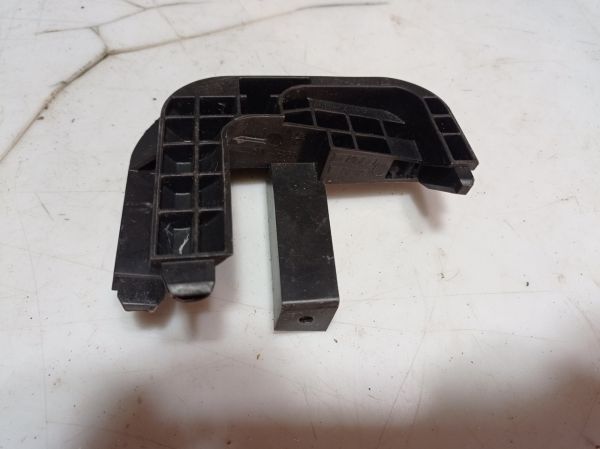 Кронштейн крепления отопителя Ford Focus mk3, 2011 - 2018г.в., AV6N-19A579-AA