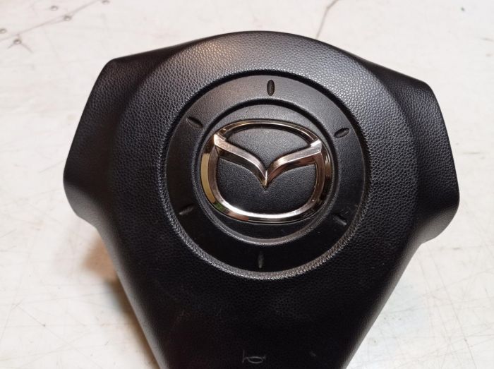 Подушка безпеки Airbag в кермо Mazda 3 BK, 2004 - 2009 р.в., хетчбек, 2.3 бензин, BN8P