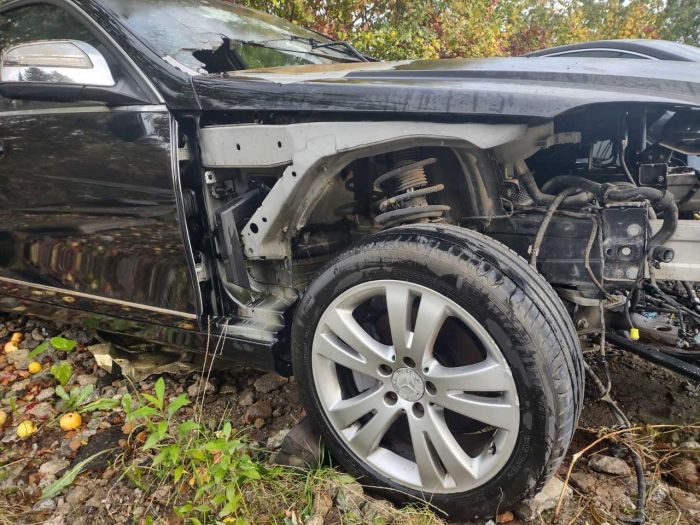 Дверь правая задняя Mercedes-Benz C-klass 220 CDI W204 универсал.
