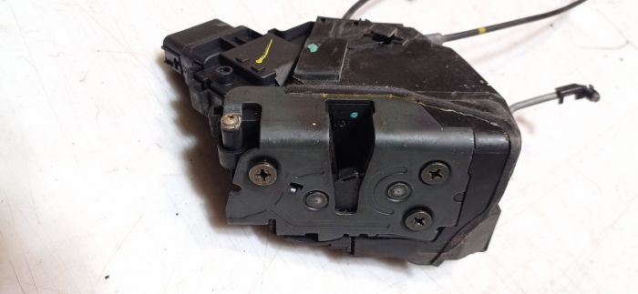 Замок двері передньої правої 6 pin Mazda 3 BK, 2004 - 2009 р.в., хетчбек, 2.3 бензин МКПП, 3n6a-a21812-m