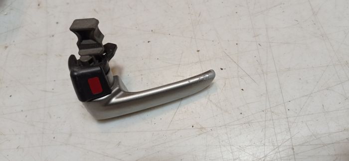 Ручка открытия двери передняя внутренняя Mazda 3 BK, 2004 - 2009 г.в., хетчбек, 2.3 бензин МКПП
