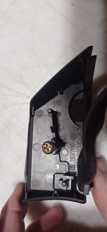 Кнопки на кермо Mazda 3 BK хетчбек, 2.3 бензин МКПП, дорестайл, 153789-LH 153769-RH