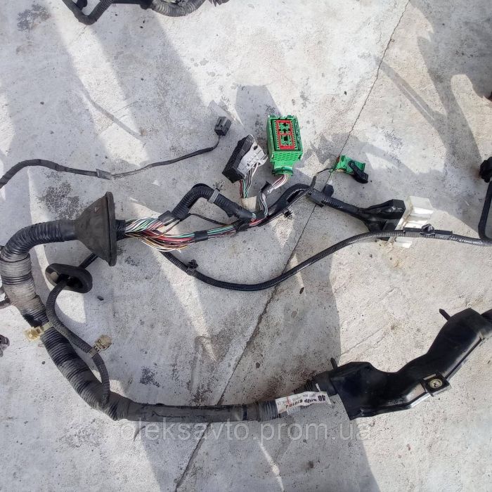 Проводка подкапотная Mazda 3 BK хэтчбек, 2.3 бензин МКПП, дорестайл, BP4K-66765
