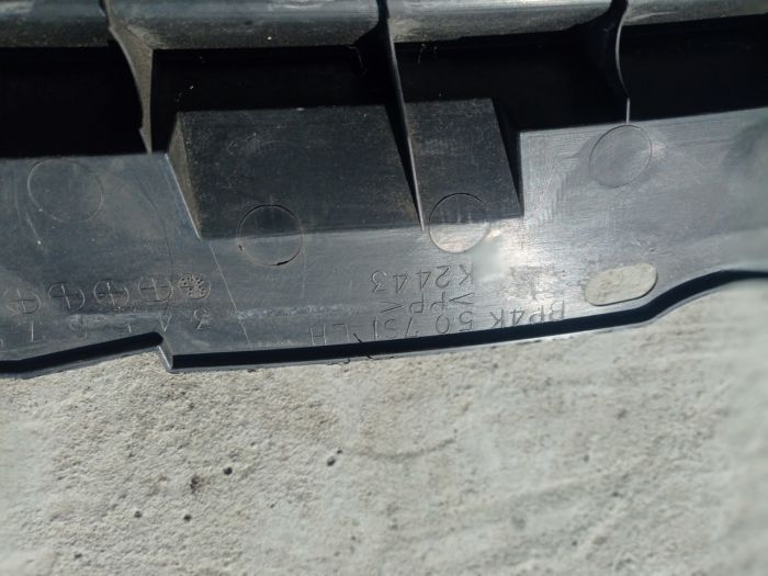 Накладка под лобовое стекло Жабо Mazda 3 BK 2003 - 2009 г.в. хетчбек 2.3, BP4K507R1, BP4K507s1