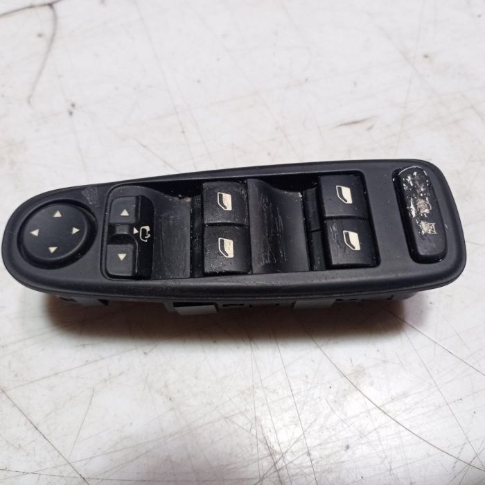 Блок управления стеклоподъемниками передний левый Citroen C4 Picasso, 2007 г.в., 96639383ZD, 219517