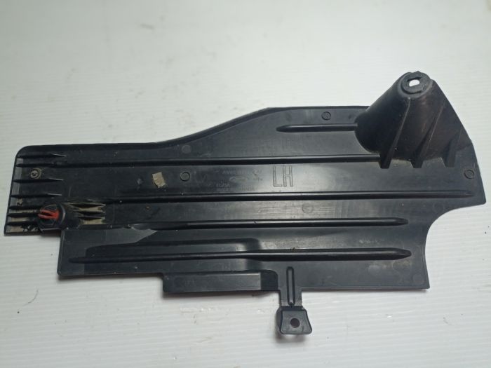 Защита днища задняя левая Ford Focus 3, 2.0, AV61R11779AF