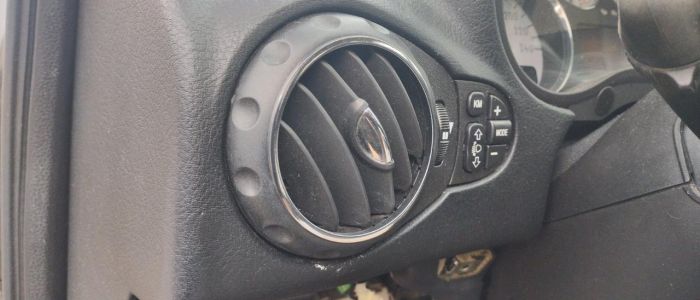 Дефлектор вентиляции Решетка обдува левая Alfa Romeo 147, 1.6 бензин, рестайлинг