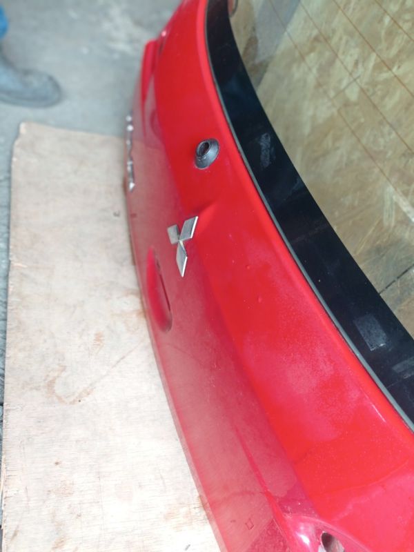 Крышка багажника, задняя крышка Mitsubishi Colt 6, 1.1 бензин 2004 - 2008 г.в., 3 двери