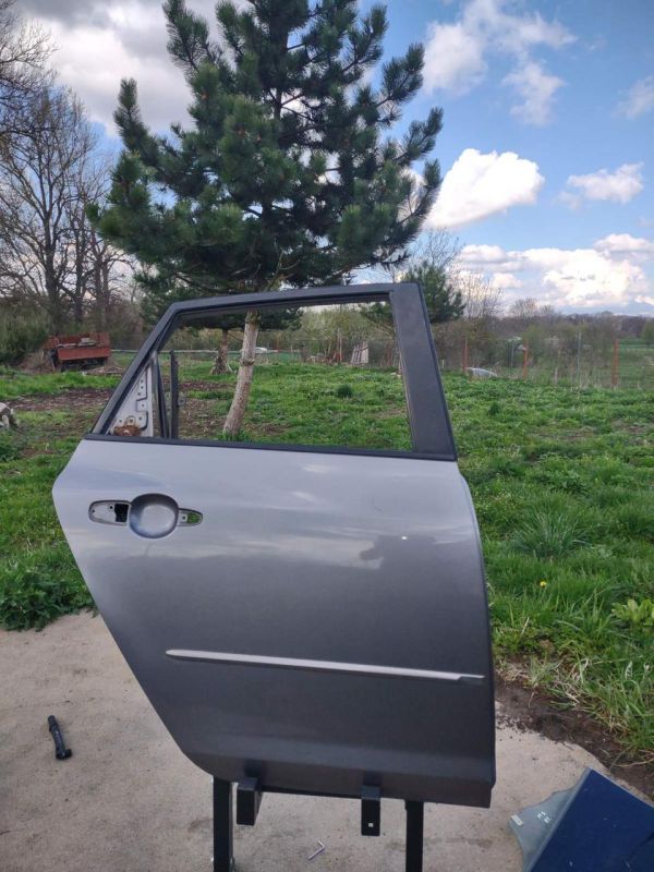 Дверь задняя правая Mazda 3 BK, 2003 - 2009 г.в.