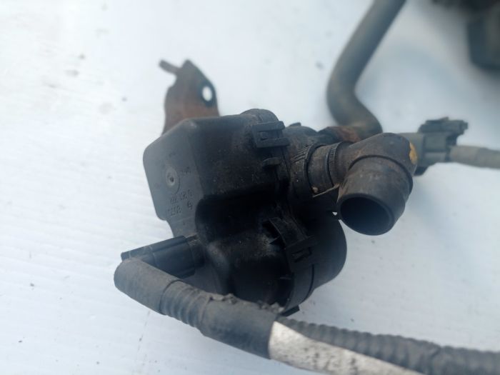 Насос подкачки клапан абсорбера Mazda 3 BK 2004 - 2009 г.в., хэтчбек, 0261222020
