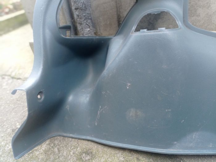 Обшивка багажника левая Toyota Yaris 3d 1999 - 2005 г.в, 6474052040