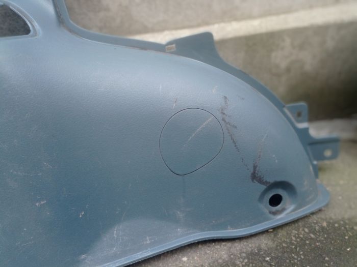 Обшивка багажника левая Toyota Yaris 3d 1999 - 2005 г.в, 6474052040