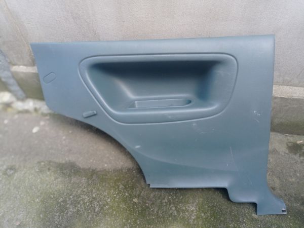 Обшивка кузова левая Toyota Yaris 3d 1999 - 2005 г.в, 6252052010