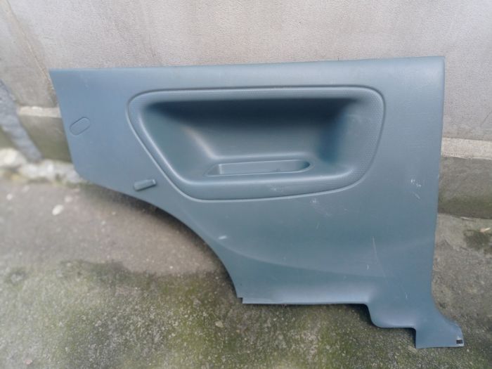 Обшивка кузова левая Toyota Yaris 3d 1999 - 2005 г.в, 6252052010