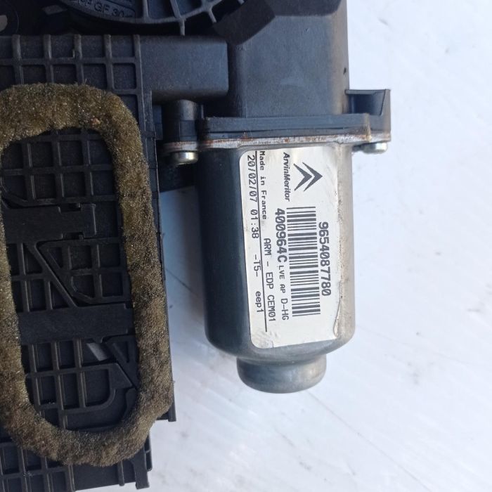 Моторчик стеклоподъемника передний правый Citroen C4 Picasso 2007 - 2014 г.в, 9654087780