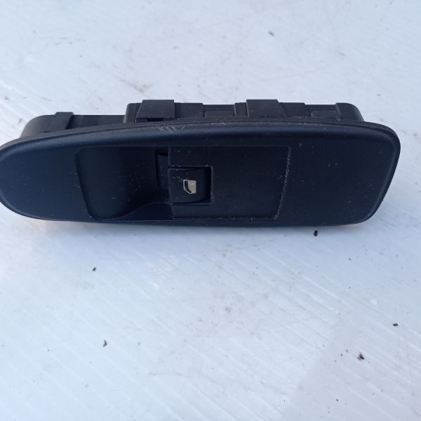 Блок кнопка управления стеклоподъемником передний правый Citroen C4 Picasso 2007 - 2014 г.в, 96639377ZD