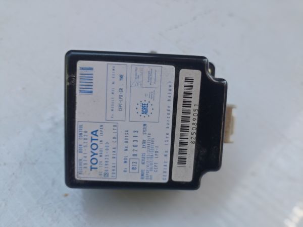 Модуль Блок иммобилайзера Toyota Yaris 3d 1999 - 2005 г.в, 619825-000