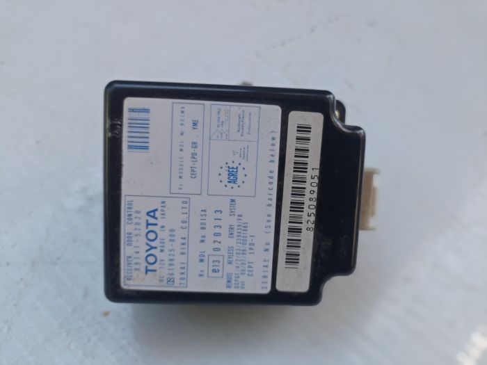 Модуль Блок иммобилайзера Toyota Yaris 3d 1999 - 2005 г.в, 619825-000