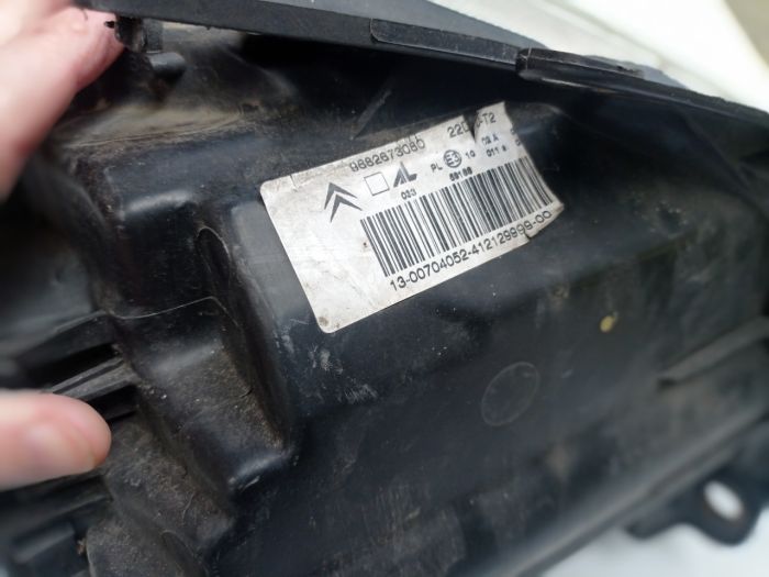 Фара ліва Citroen C3 2002 - 2009 р.в., 9682673080