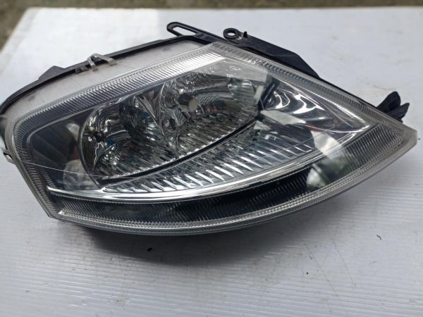 Фара права Citroen C3 2002 - 2009 г.в., 9682672980