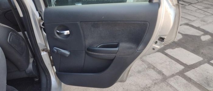 Дверь передняя Citroen C3 2002 - 2009 г.в.