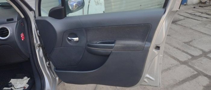 Дверь задняя Citroen C3 2002 - 2009 г.в.