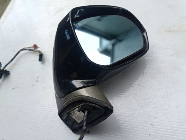 Зеркало боковое правое (поврежденное) 15 pin Citroen C4 Picasso 2007 г.в