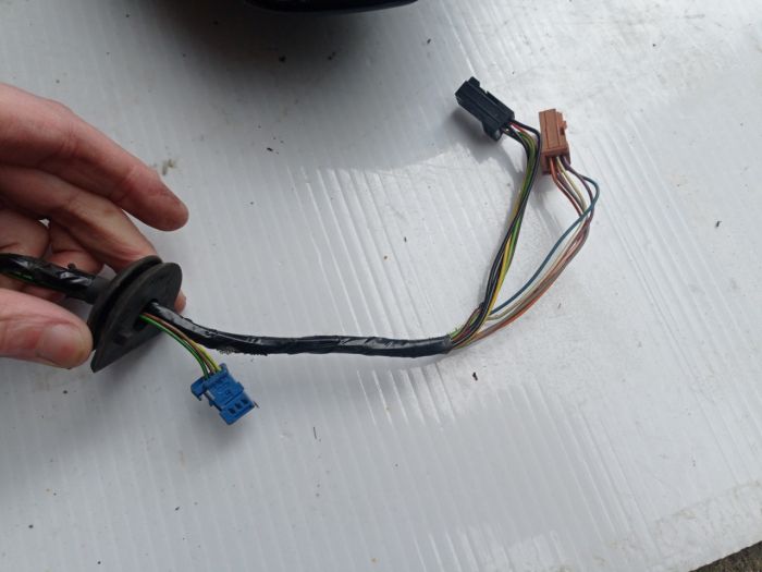 Дзеркало бічне праве (ушкоджене) 15 pin Citroen C4 Picasso 2007 р.в.