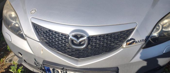 Бампер передній Mazda 3 BK 2004 - 2009 р.в., хетчбек