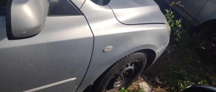 Крыло переднее правое Mazda 3 BK 2004 - 2009 г.в., хэтчбек рестайлинг.
