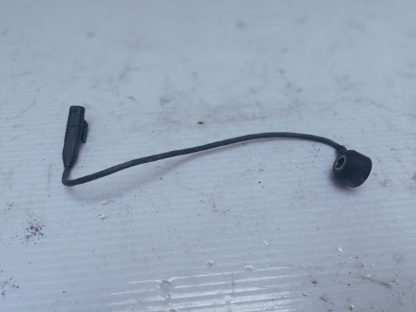 Датчик детонации Mercedes-Benz CLA 250, A0071530428