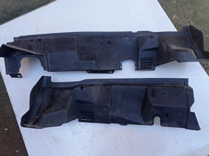 Накладка под лобовое стекло Жабо нижняя часть Ford Ka 1996 - 2008 г.в., 97kgb016b21af, 97kgb016b20af