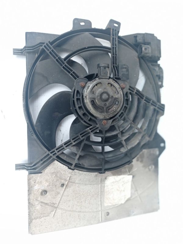 Вентилятор радиатора 1,6 HDI Citroen C3 2002 - 2009 г.в., 9662872380-00, 9680102880