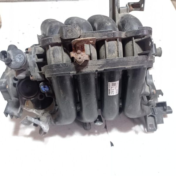 Коллектор впускной Mazda 3 BK 2004 - 2009 г.в., 1.6 бензин, 998000220