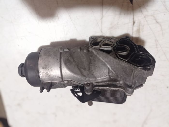 Корпус масляного фильтра теплообменник Citroen C3 1.6 HDI, 9687847480