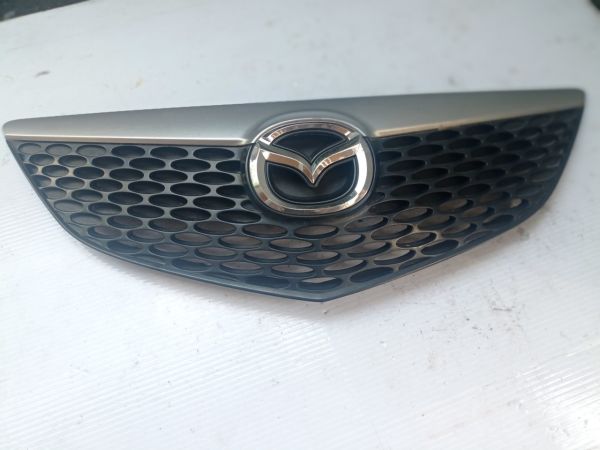 Решетка радиатора Mazda 3 BK 2004 - 2009 г.в., хэтчбек, BP4K50711