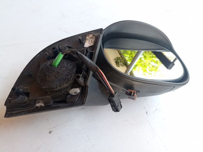 Зеркало правое Citroen C3 1.6 HDI, 8149RW